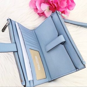 MK double zip wristlet wallet, michael Kors